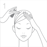 頭皮全体に育毛エッセンスが行きわたるよう、7ヶ所を目安に髪をかき分け、1ヶ所に１～２プッシュしっかりスプレーしてください。液が垂れるくらいが適量です。髪の生え際やとくに気になる部分は追加でスプレーしてください。